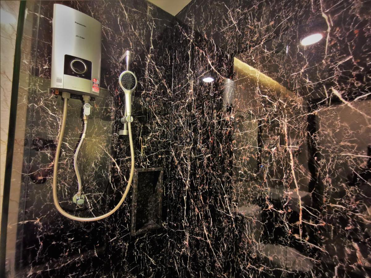 Prestigo Hotel - Johor Bharu Джохор-Бару Екстер'єр фото