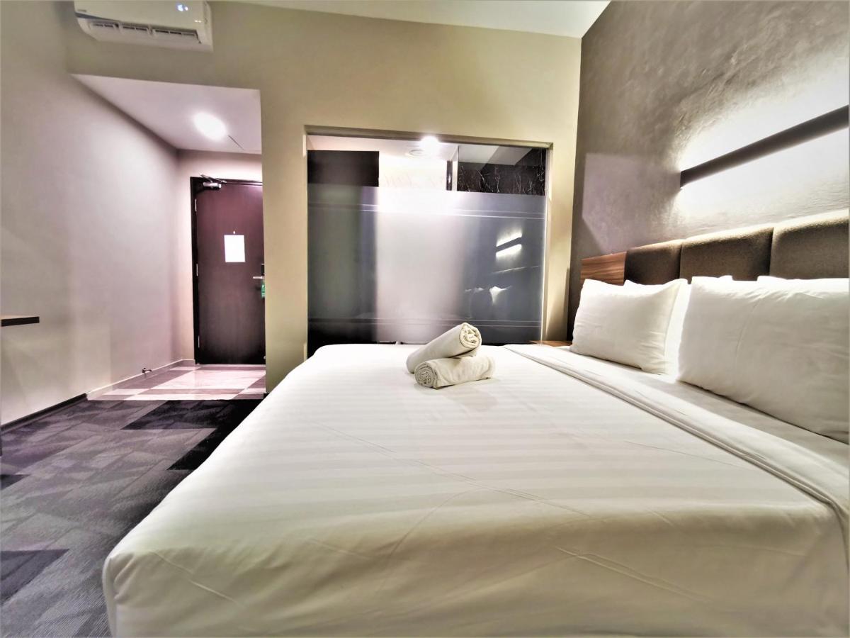 Prestigo Hotel - Johor Bharu Джохор-Бару Екстер'єр фото