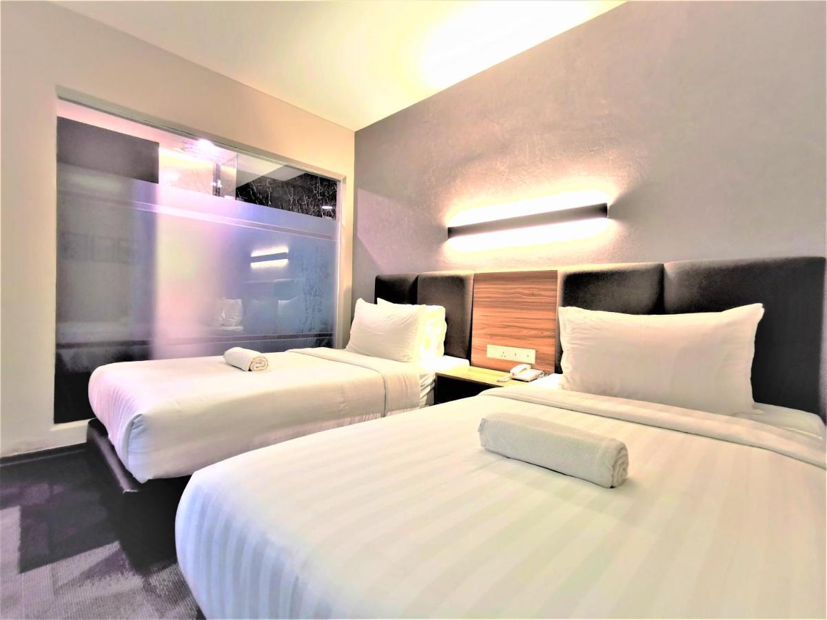 Prestigo Hotel - Johor Bharu Джохор-Бару Екстер'єр фото