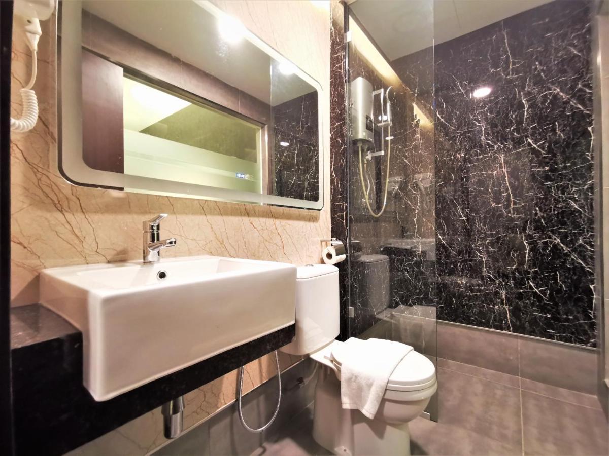 Prestigo Hotel - Johor Bharu Джохор-Бару Екстер'єр фото