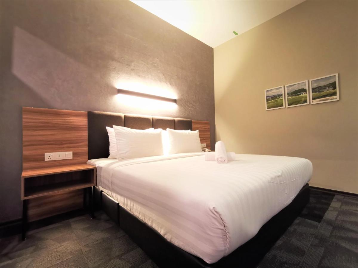 Prestigo Hotel - Johor Bharu Джохор-Бару Екстер'єр фото