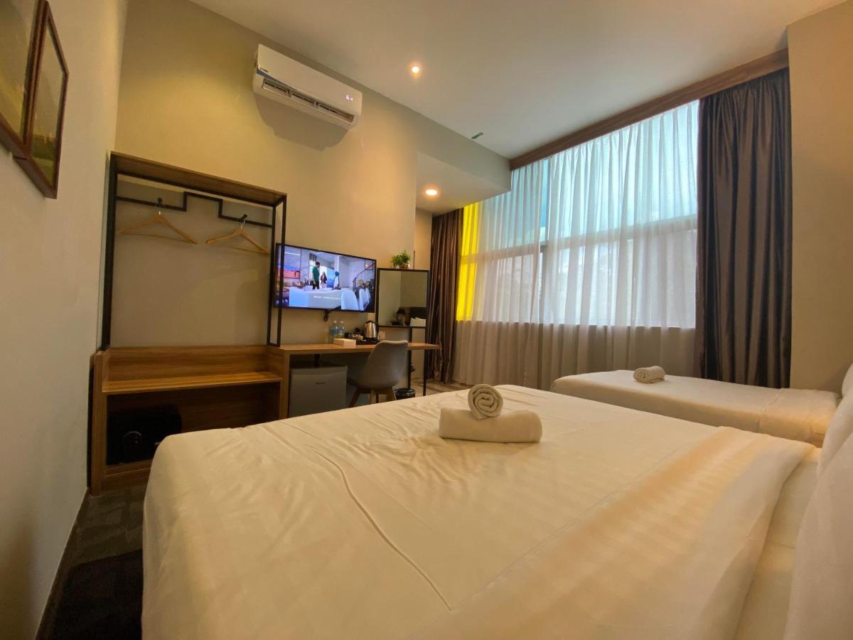 Prestigo Hotel - Johor Bharu Джохор-Бару Екстер'єр фото