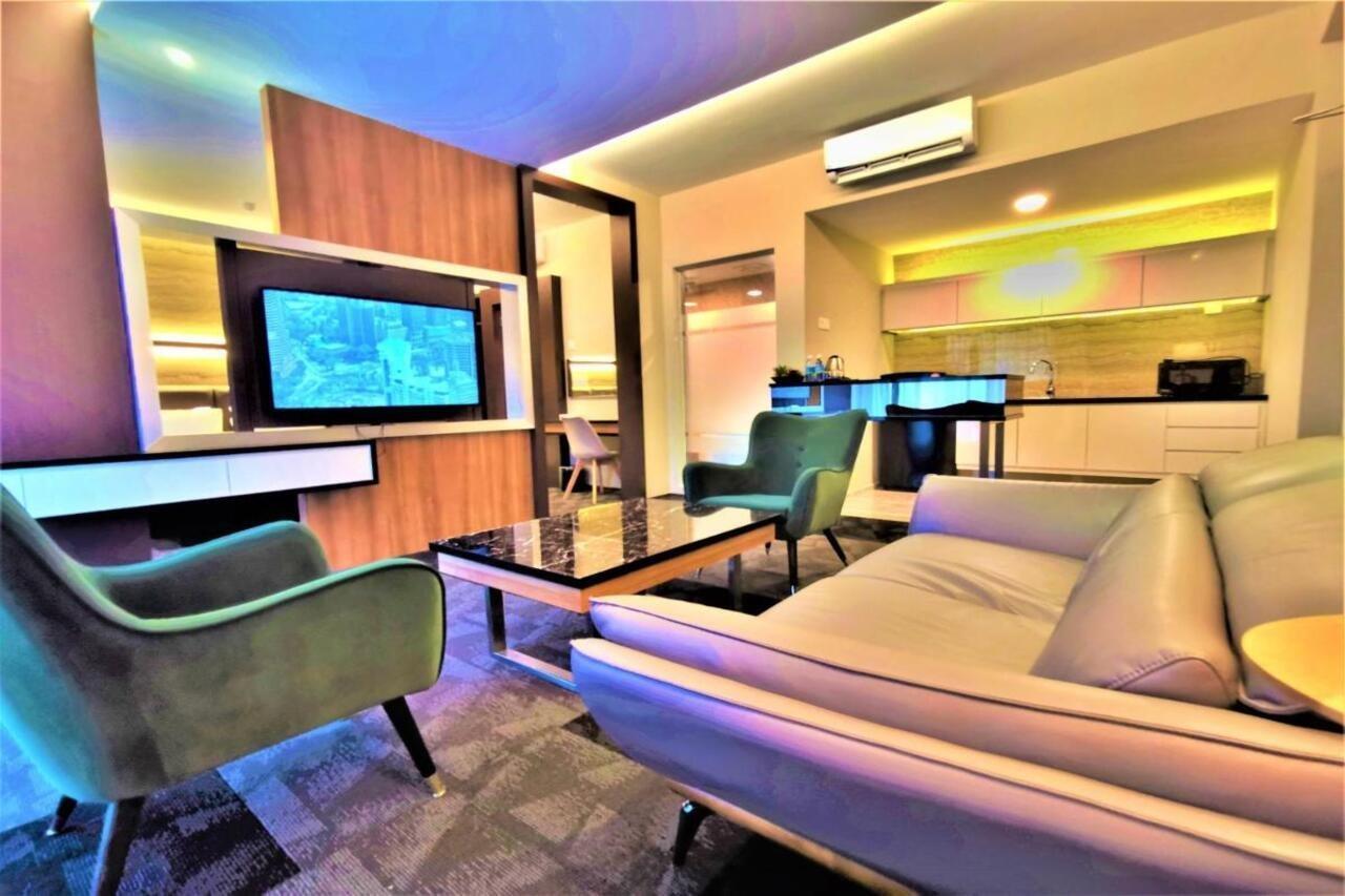 Prestigo Hotel - Johor Bharu Джохор-Бару Екстер'єр фото