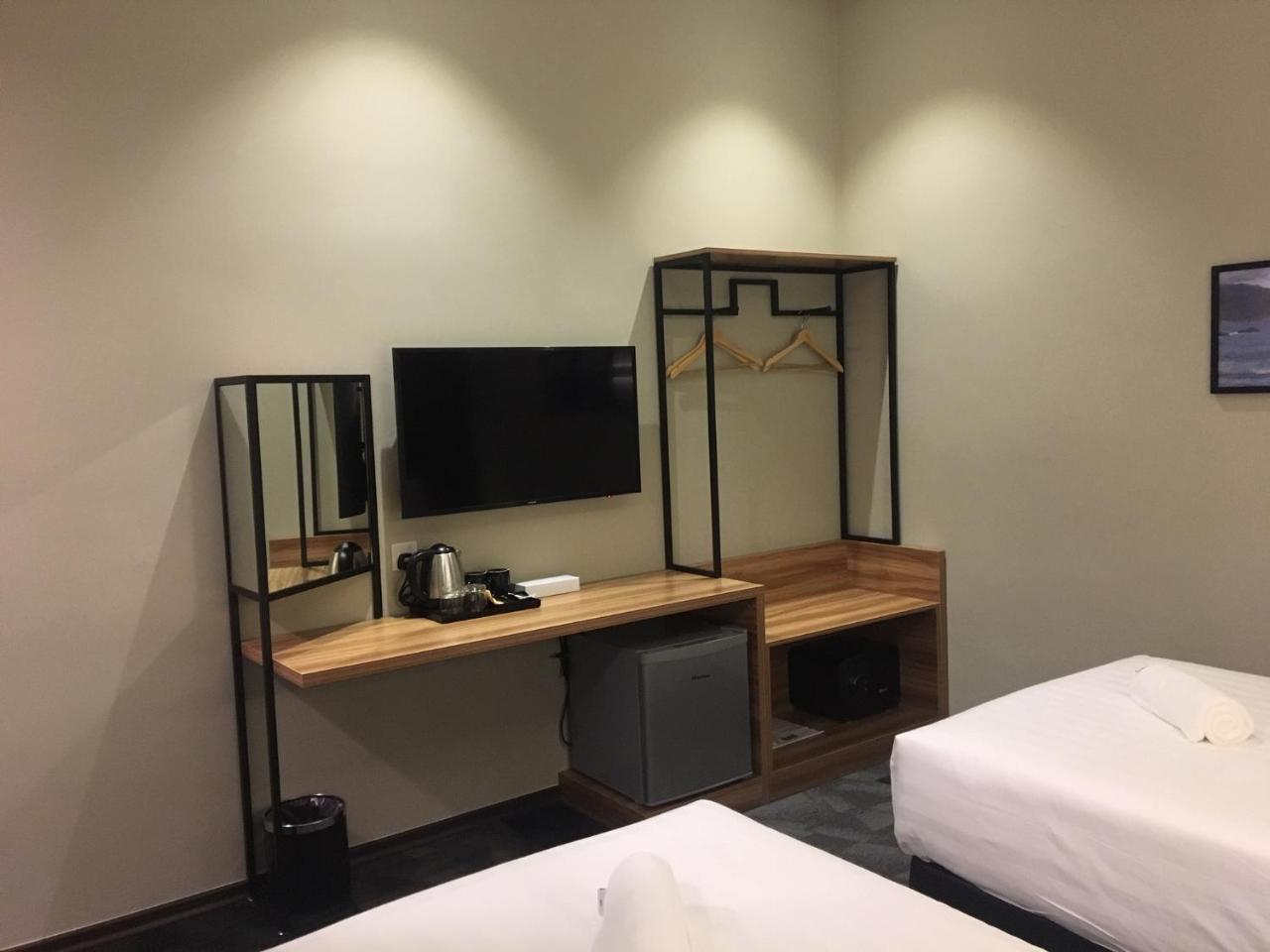 Prestigo Hotel - Johor Bharu Джохор-Бару Екстер'єр фото