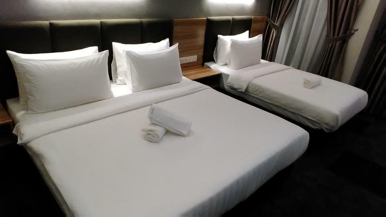 Prestigo Hotel - Johor Bharu Джохор-Бару Екстер'єр фото